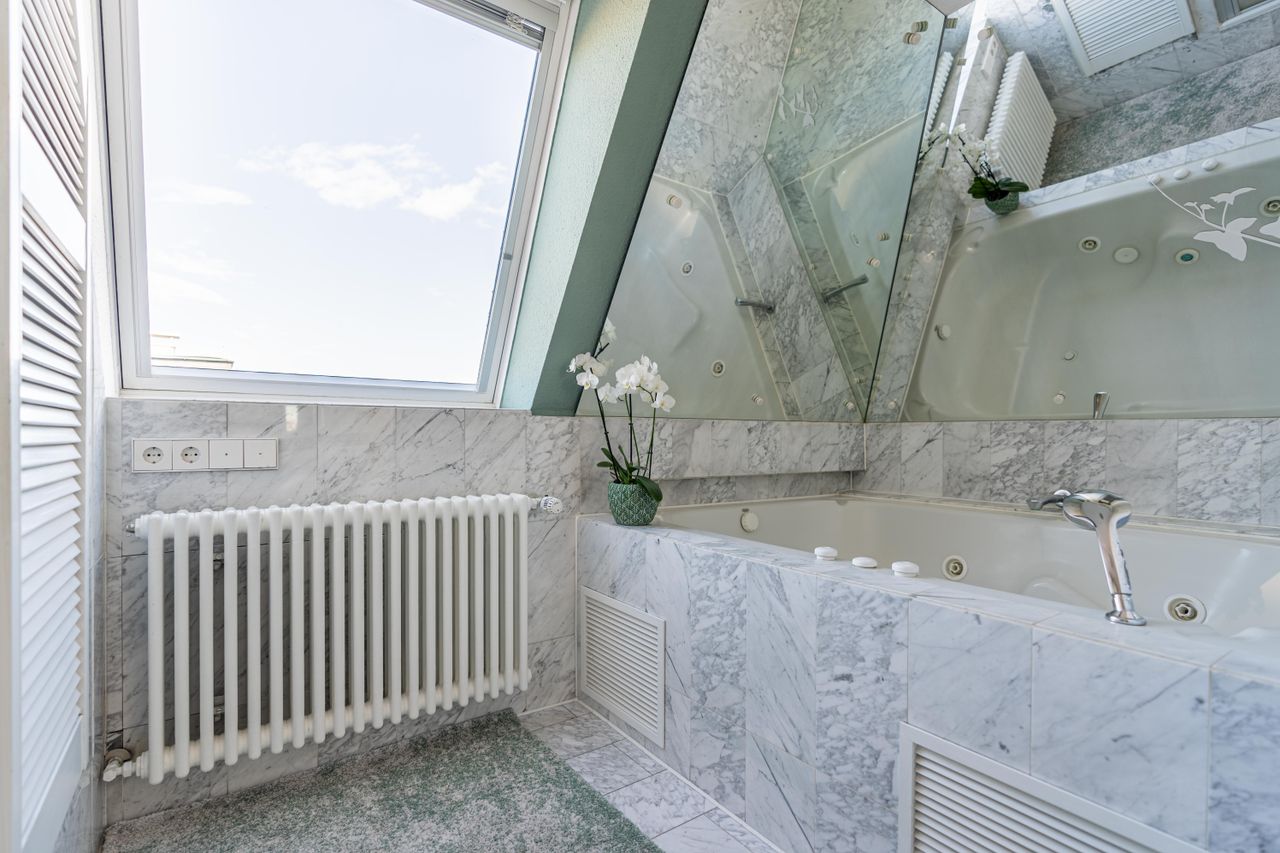Badezimmer 1 DG 1