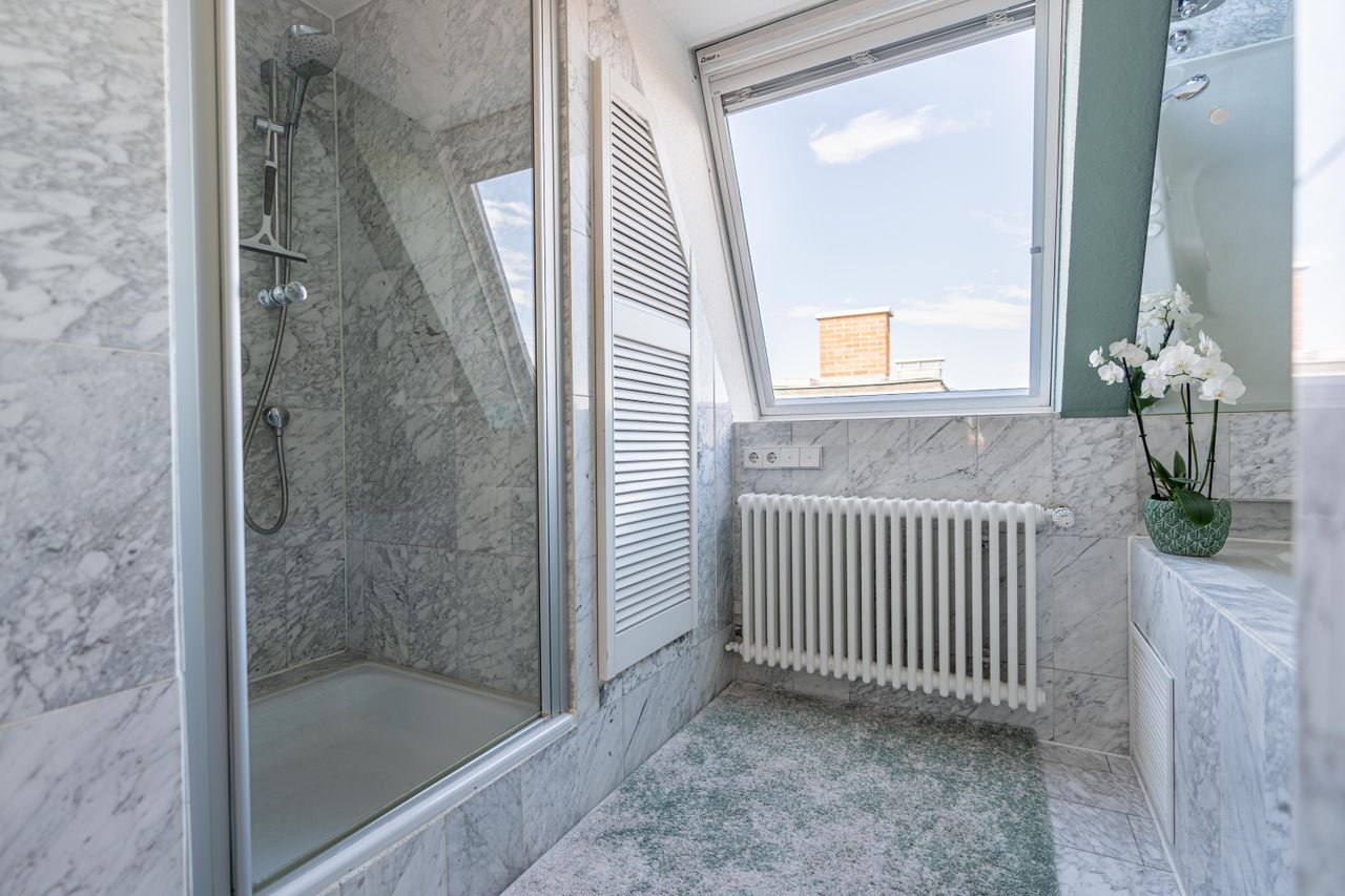 Badezimmer 2 DG 1