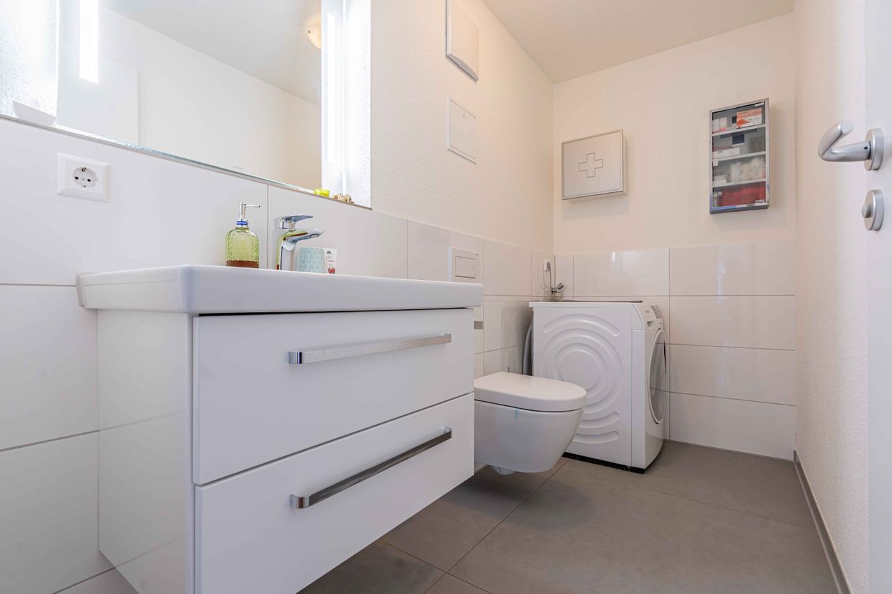 Badezimmer (1.OG)
